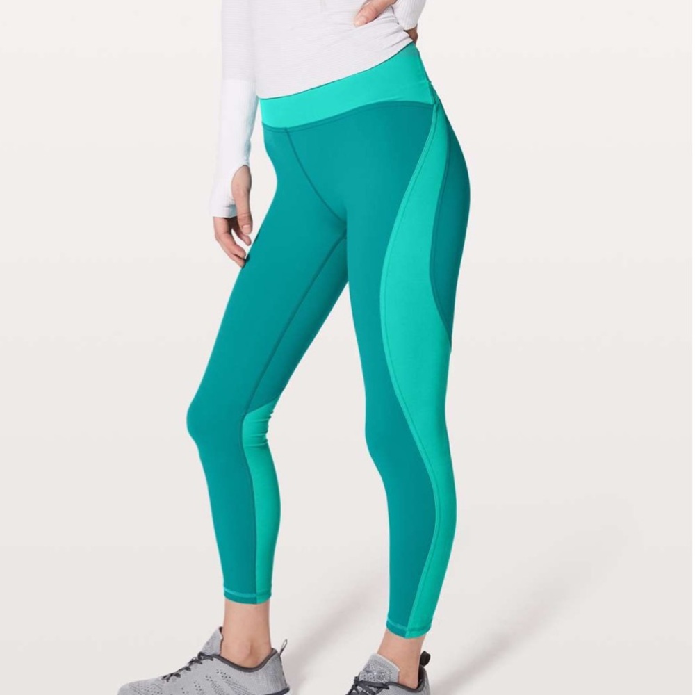 Lululemon Train Times 7/8 Pant *Blocked 25"